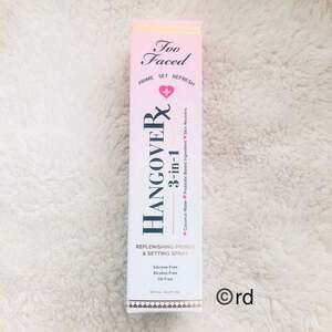 Too Faced Hangover 3 in 1 spray new